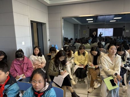 4c86c4df03546a735a3bbfdd22293bf6