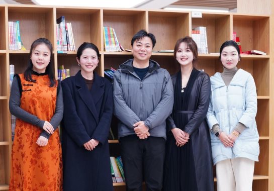 766b0e1b434792a21883cbbb5b82d80d